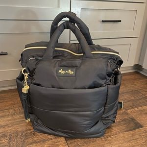 Itzy Ritzy Dream Convertible diaper bag - BLACK